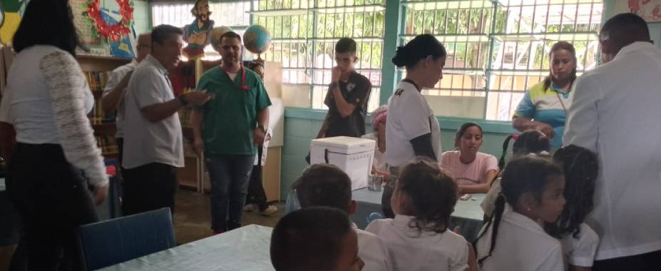 Em português, “A saúde vai para a escola” foi oferecido aos alunos do Centro Educacional Giraluna – MPPS