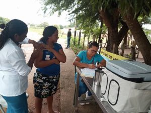 Continúan con éxito Jornadas de Vacunación en zonas fronterizas de Apure