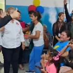 200 barineses recibieron sus prótesis auditivas a través del 1×10 del Buen Gobierno