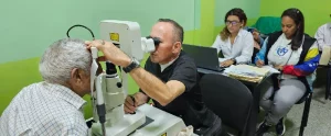 Realizan jornada de evaluación post-operatoria de cataratas en Barinas