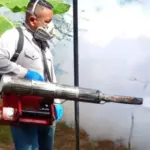Jornada de fumigación en Malave Villalba protege a familias en Amazonas
