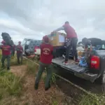 Realizan relevo de personal y entrega de suministros médicos en comunidad Yanomami en Amazonas