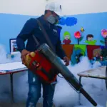 Fumigación escolar fortalece la prevención contra el dengue y la malaria en Anzoátegui