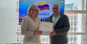 Dr. Carlos Alvarado asumió como nuevo ministro del Poder Popular para la Salud