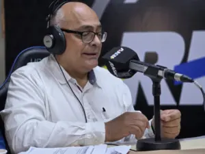 Ministro Carlos Alvarado ofreció balance del Plan por la Salud y la Vida en RNV