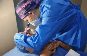 Personal de enfermería recibió atención dermatológica gratuita en Guárico
