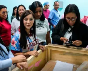 Moderno equipo de rayos X digital llegó al Hospital Central de Maracay