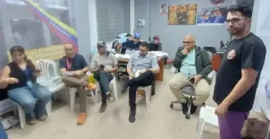 Ministro de Salud inspeccionó el Hospital Vargas de La Guaira tras sismos en el país
