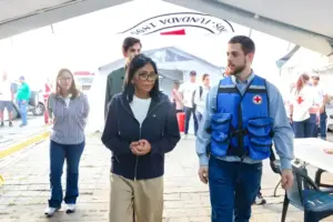 Presidenta (E) Delcy Rodríguez supervisó Hospital de la Cruz Roja en La Guaira