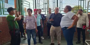 Gobierno Bolivariano supervisa atención integral en Campamento Transitorio de La Guaira