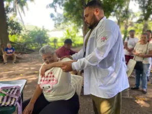 Garantizan más de 6 mil 500 atenciones de salud en nueve municipios del estado Aragua