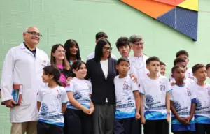 Celebraron el 20° aniversario del Hospital Cardiológico Infantil con el anuncio de su modernización tecnológica y el bautizo de una obra musical
