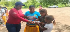 MinSalud brinda atención médica integral a la comunidad indígena Warao en el estado Anzoátegui