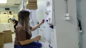 Aragua recibió 22 máquinas de hemodiálisis para fortalecer la Red Pública de Salud