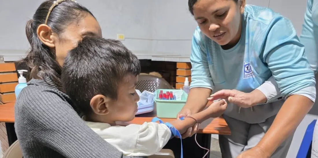 Niñas y niños