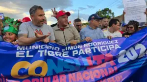Autoridades nacionales y regionales lideraron movilización en El Tigre por la paz y la participación popular