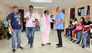 Activados puntos rosas para fortalecer prevención del cáncer de mama en Barinas