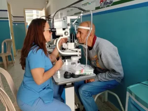 Corposalud impulsa atención oftalmológica para pacientes de Timotes en Mérida